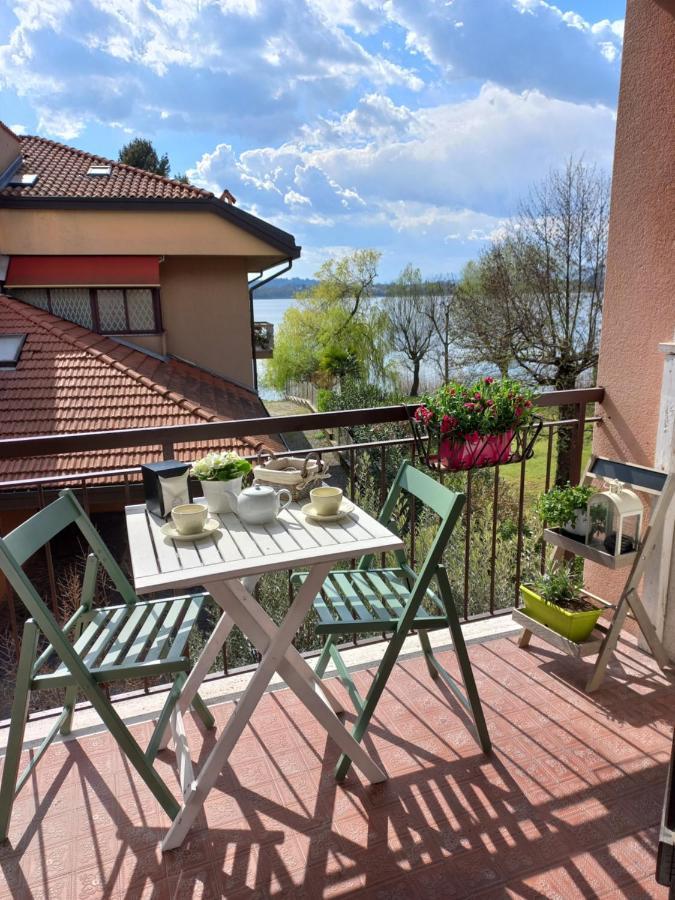 Appartamento Miralago Con Giardino Sul Lago ガヴィラーテ エクステリア 写真
